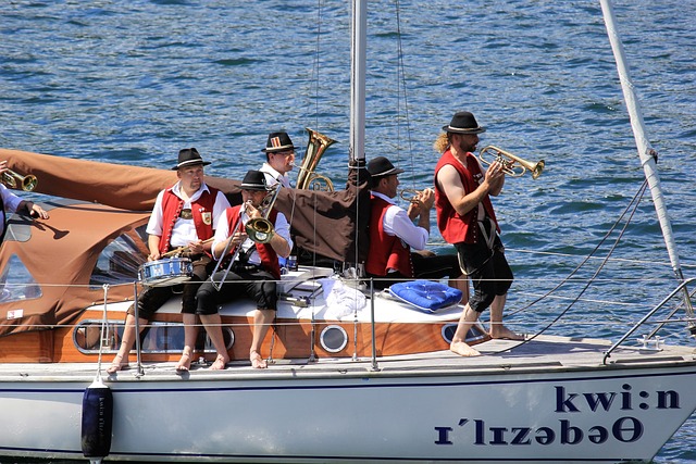 上往往表现 上往往表现