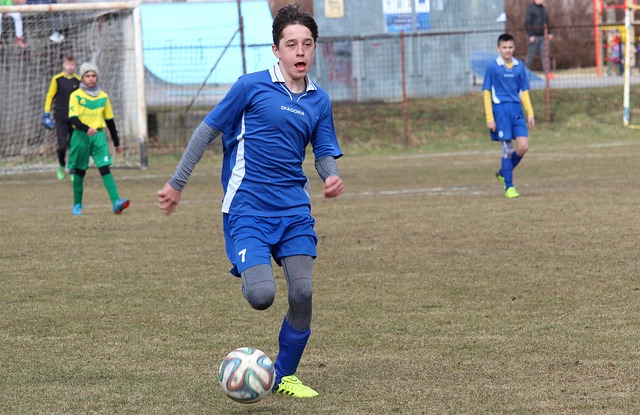 以惊人的速 以惊人的速